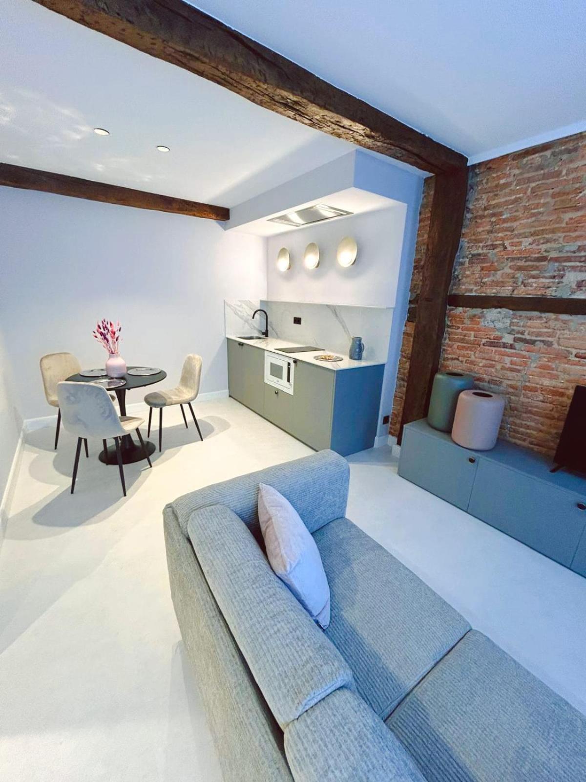 Lemon Suites Santander Bilik gambar